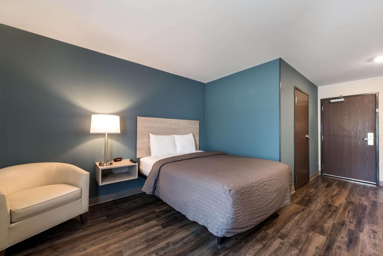 Woodspring Suites Greensboro - High Point North Exterior photo